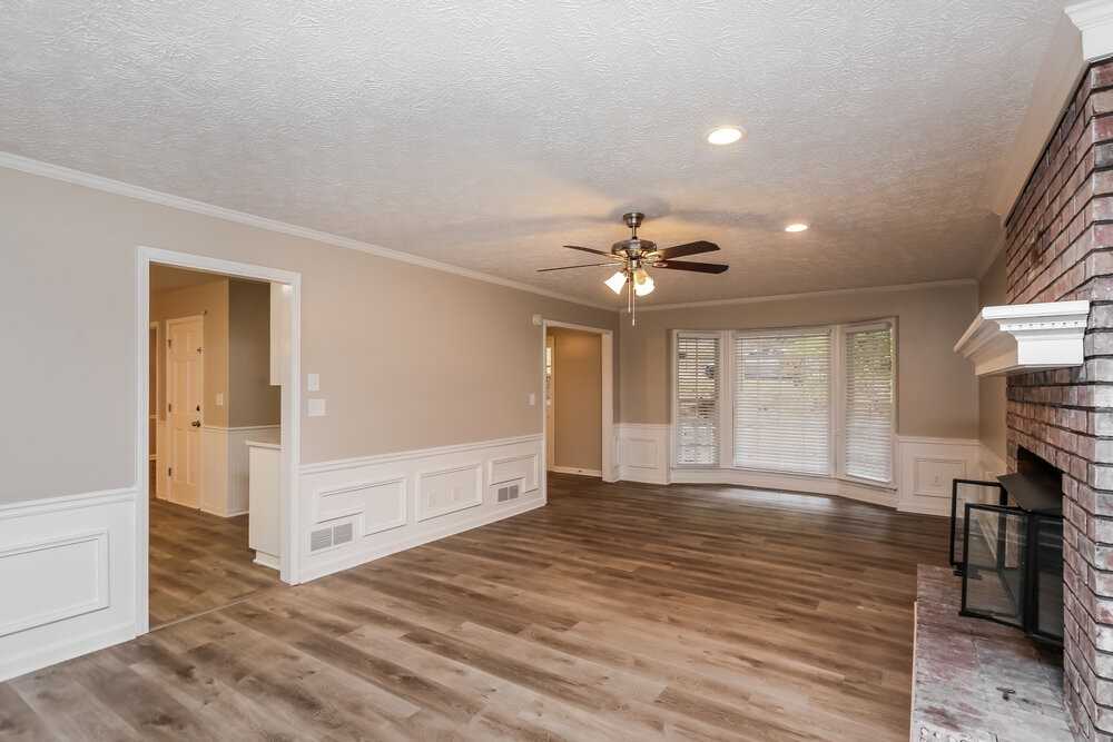 3881 Wintergreen Ct - Photo 7 of 21