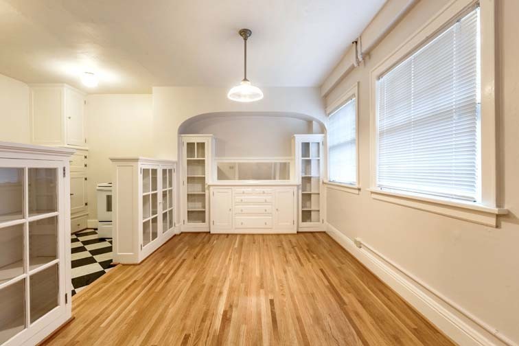 831 SW Vista Ave - Photo 2 of 50