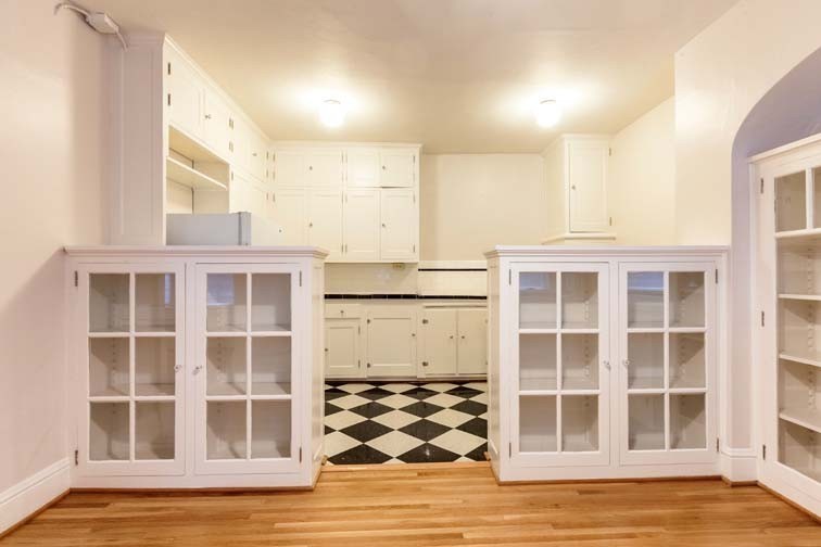 831 SW Vista Ave - Photo 5 of 50
