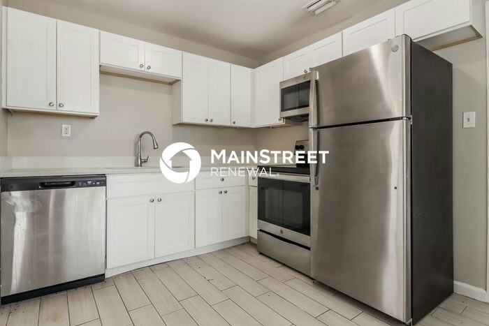 1119 59th St S - Photo 7 of 17