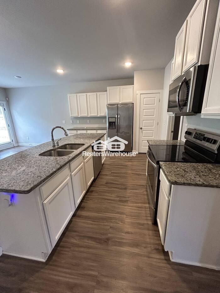3530 Misty Hollow Dr - Photo 5 of 13