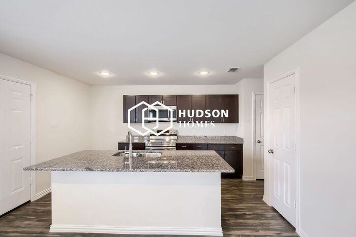 116 Goel St - Photo 3 of 12