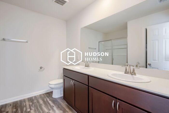 116 Goel St - Photo 6 of 12