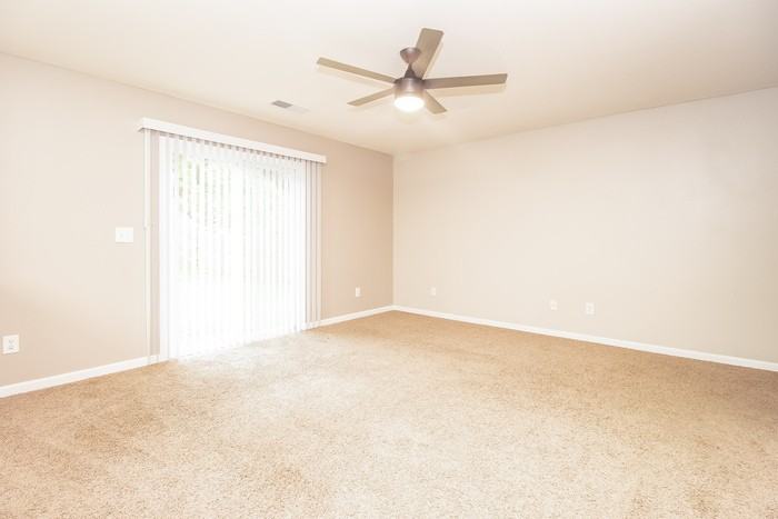 192 Green Garden Dr - Photo 2 of 8