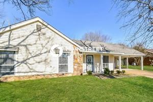 featured image of 6816 Birch Run Ln