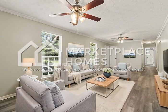 33 Heery Rd - Photo 4 of 26