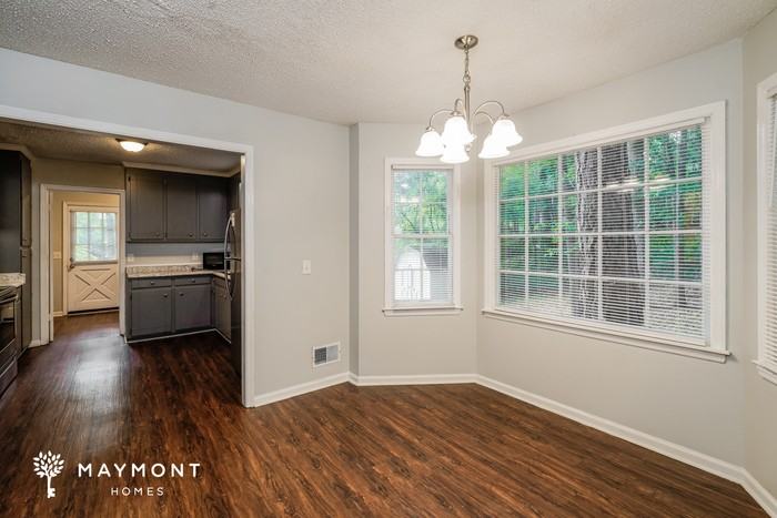 1805 Woodvalley Ct - Photo 7 of 13