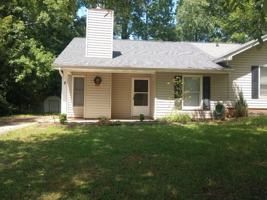 featured image of 8 Charterhouse Ct