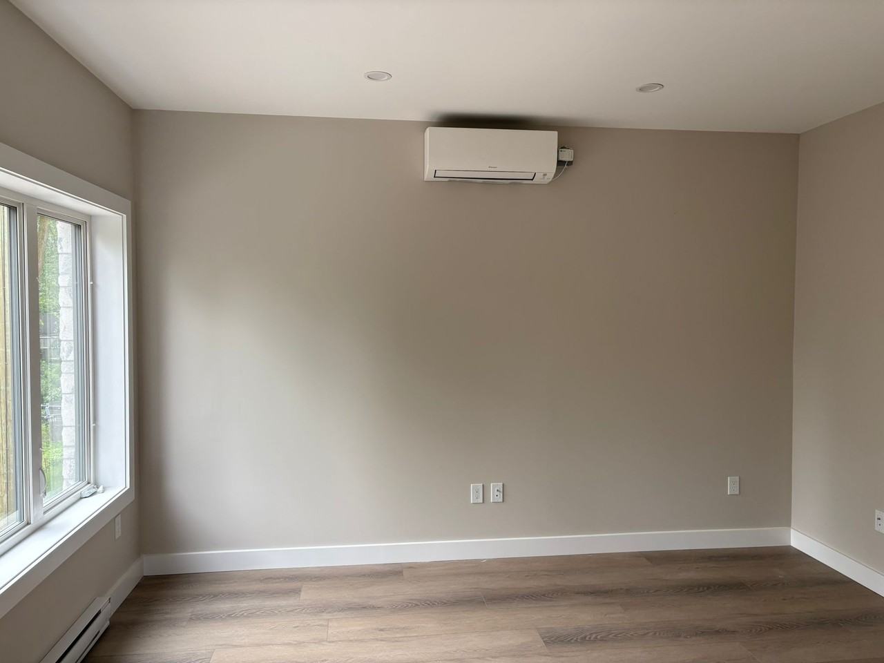 331 Bloomfield Avenue #B - Photo 7 of 7
