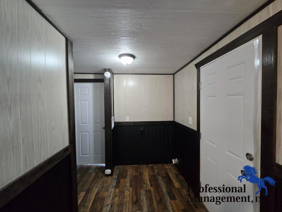 1620 Valley Dr - Photo 5 of 10