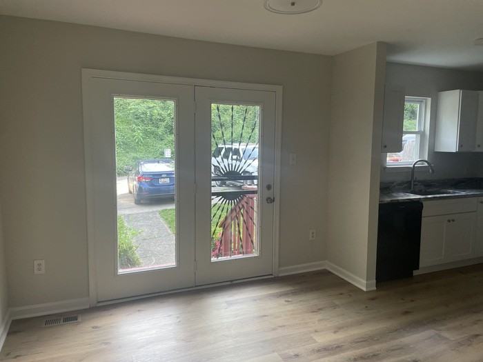 116 S Rock Glen Rd - Photo 4 of 22
