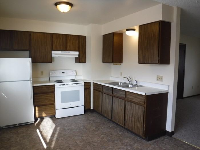 917 Pullman St #2 - Photo 4 of 17