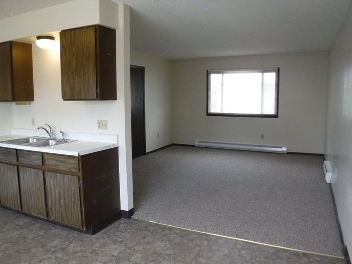 917 Pullman St #2 - Photo 5 of 17