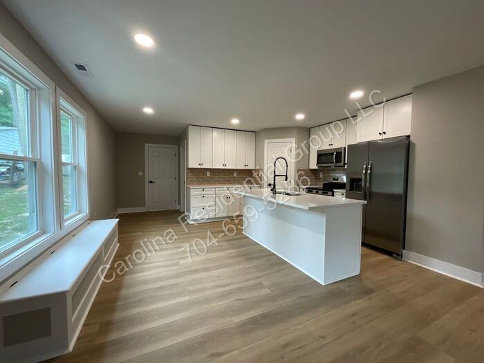 316 Zion Church Rd - Photo 4 of 15