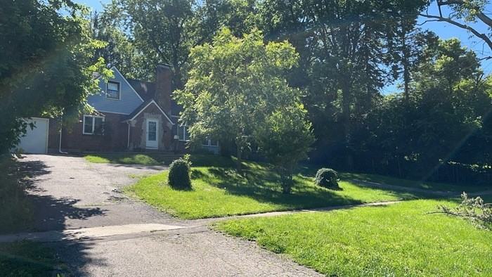 2408 S Patterson Blvd - Photo 2 of 4