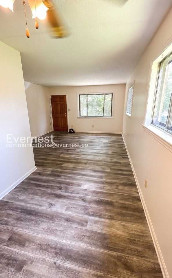 6237 Stockton Dr #A - Photo 4 of 21