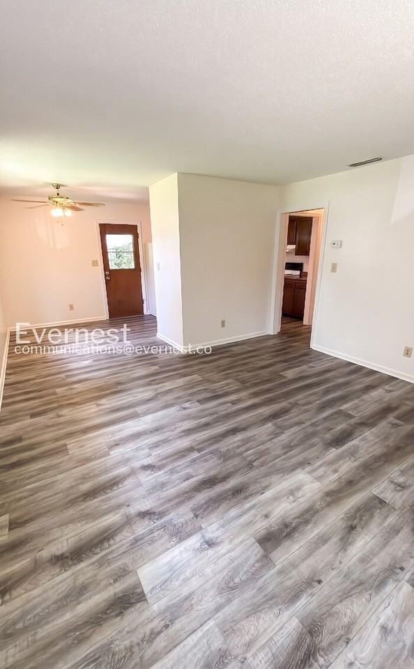 6237 Stockton Dr #A - Photo 5 of 21