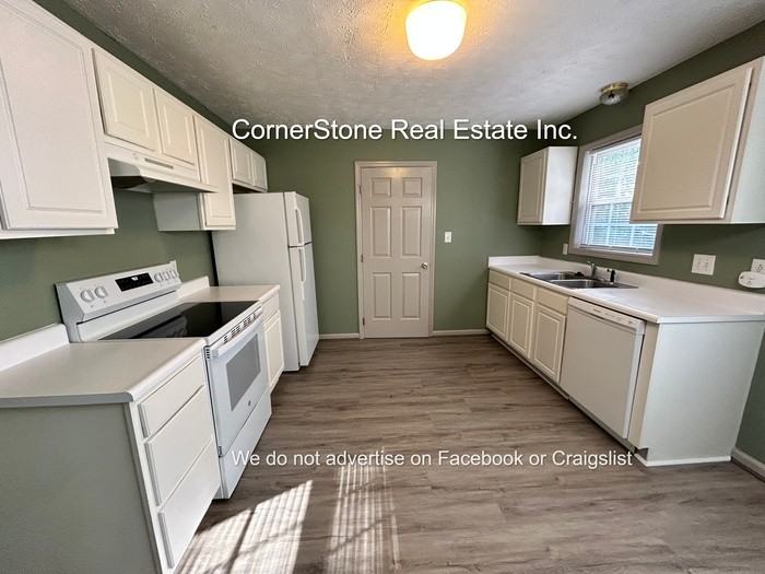 203 Longleaf Pines Dr - Photo 4 of 10