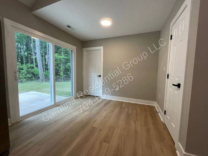 294 Zion Church Rd - Photo 6 of 18
