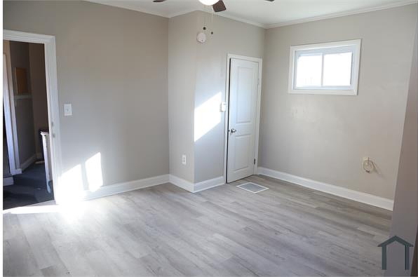 1605 Homestead St #5 - Photo 3 of 5