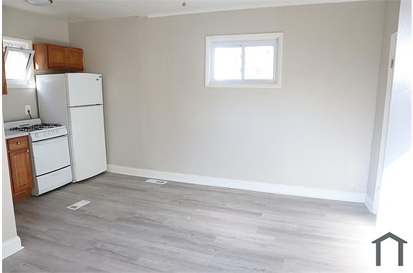 1605 Homestead St #5 - Photo 4 of 5