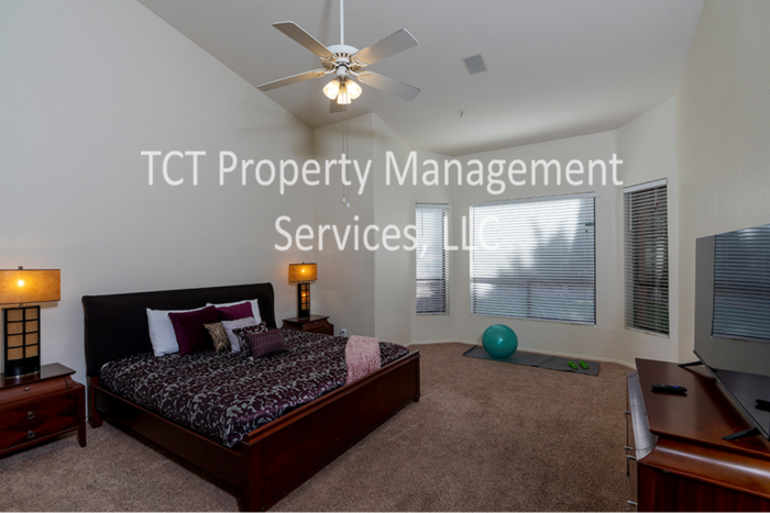 9729 E Celtic Dr - Photo 6 of 18