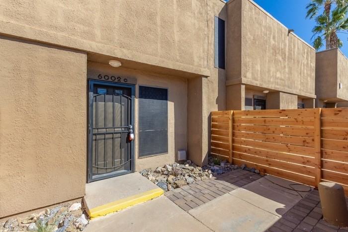6024 W Oregon Ave #C - Photo 3 of 26