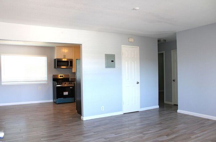 1575 Yulupa Ave #H - Photo 3 of 14