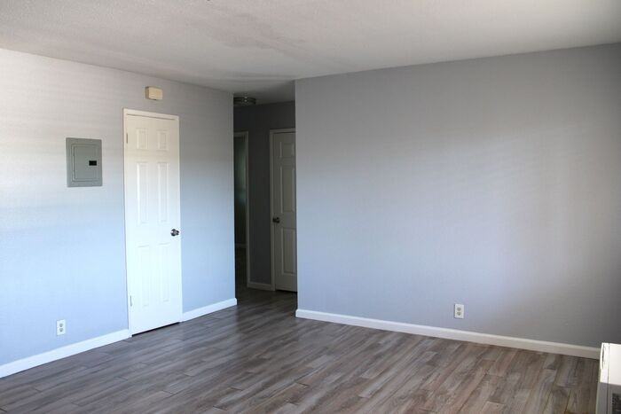 1575 Yulupa Ave #H - Photo 5 of 14