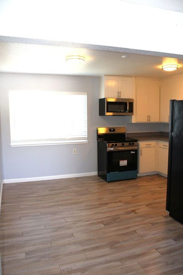 1575 Yulupa Ave #H - Photo 6 of 14