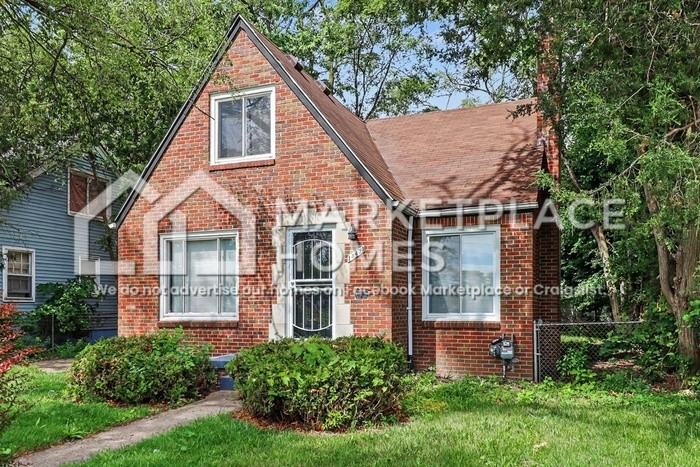 18431 Teppert St - Photo 3 of 29