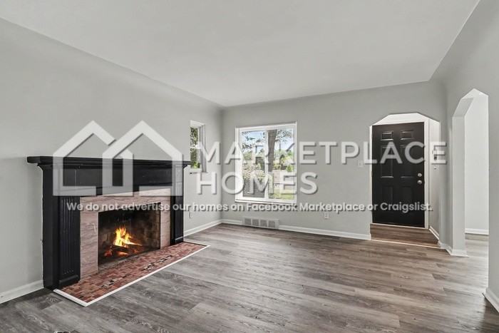 18431 Teppert St - Photo 6 of 29