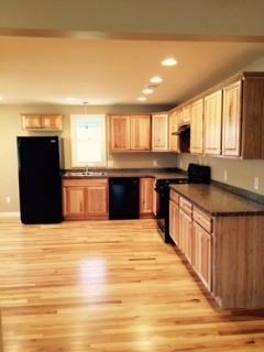 641 Gatewood Dr - Photo 2 of 9