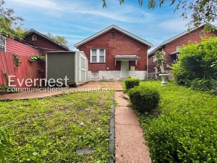 4847 Calvin Ave