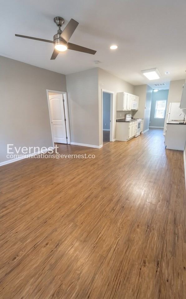224 W Acadia Ave #100 - Photo 6 of 17
