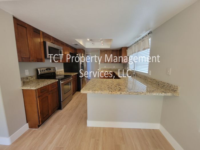 4610 E Meadow Dr - Photo 2 of 11