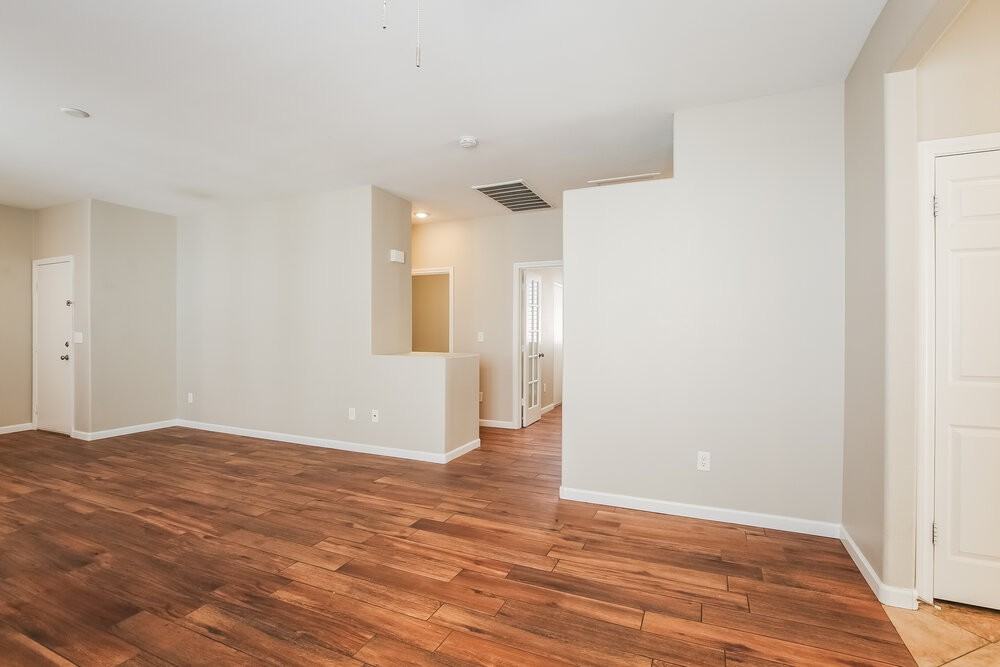 8508 Last Point Ave - Photo 6 of 16