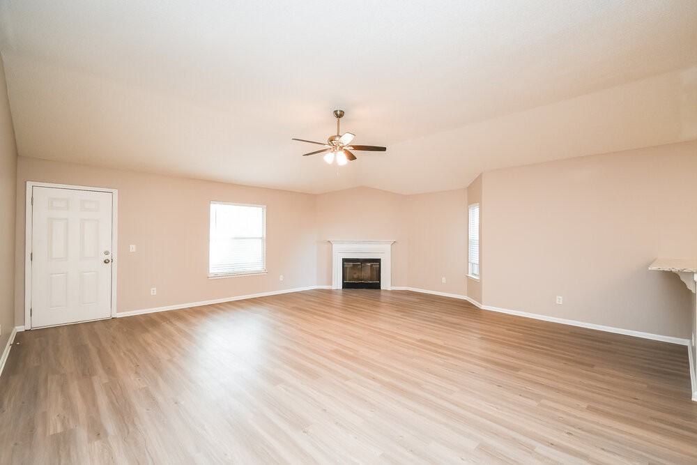 1368 High Plains Dr W - Photo 6 of 16