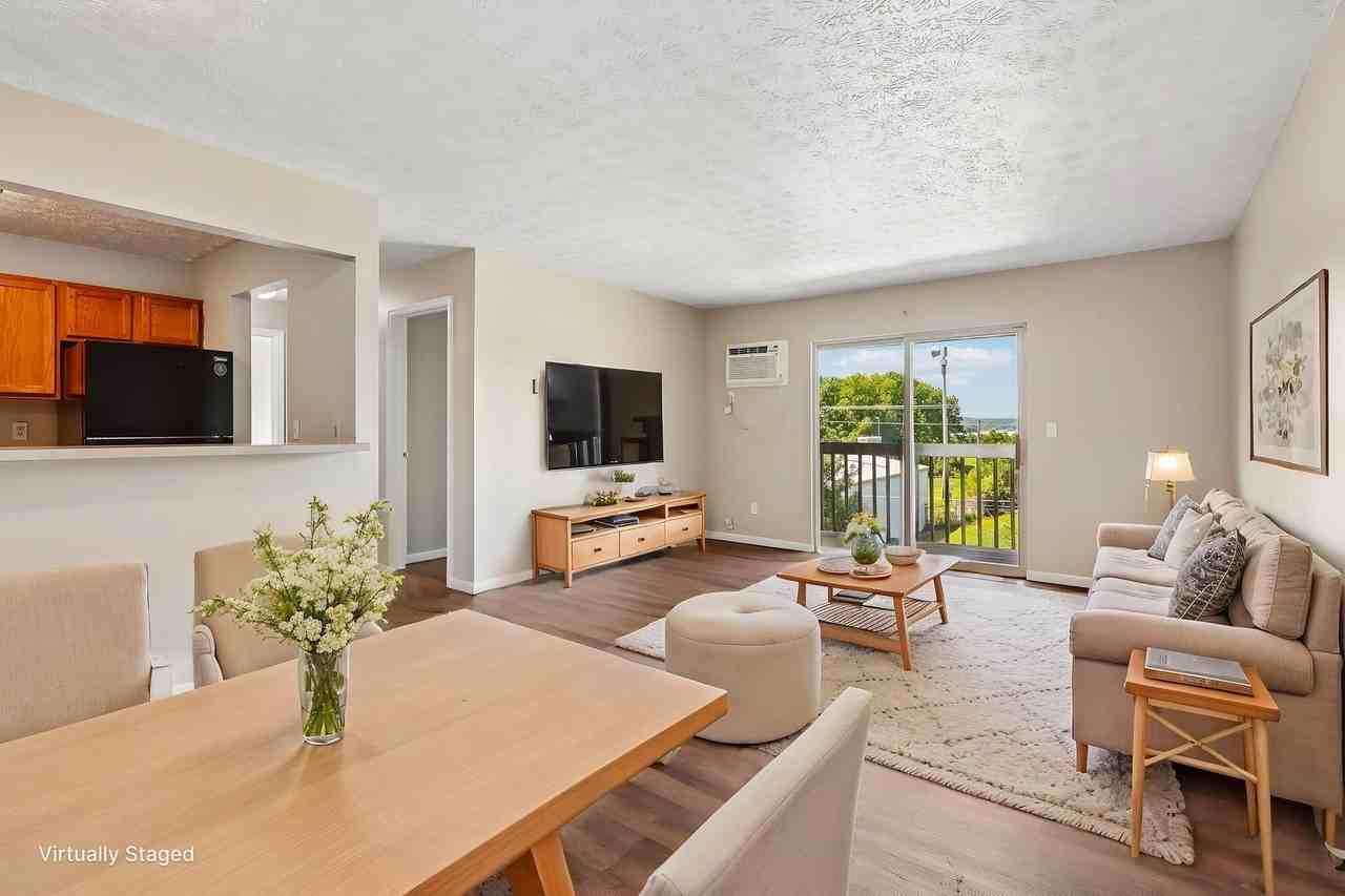 Rising Sun Apartments – River Views, Everyday Living - Photo 2 of 12