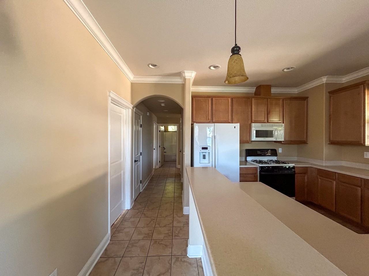 1320 Anita Ct - Photo 4 of 12