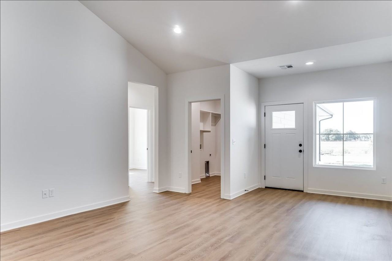 11252 W 35th Cir S - Photo 7 of 32