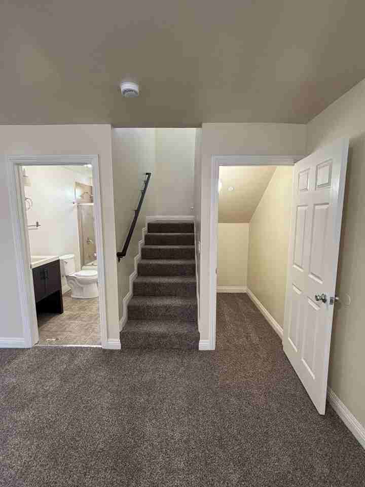 439 East 107th Street - Photo 6 of 18