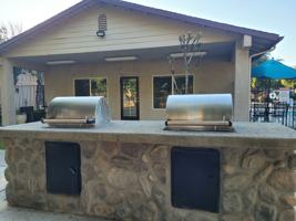 featured image of 3212 E Ashcroft Ave