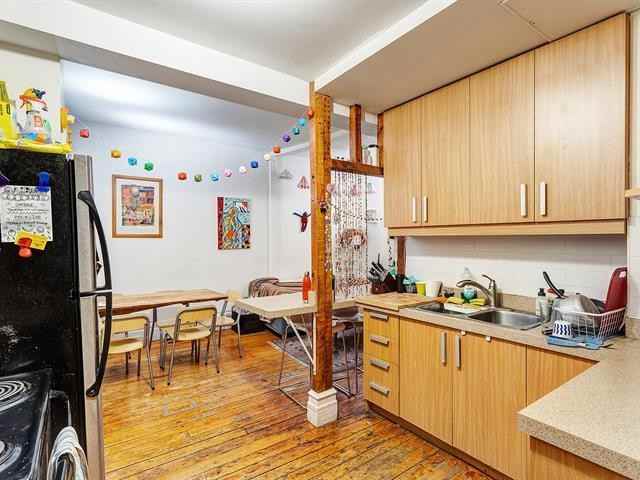 4007 Avenue Coloniale - Photo 2 of 11