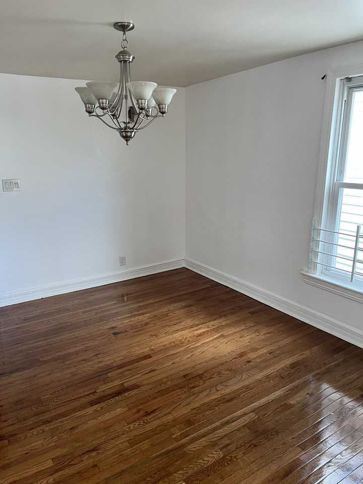 462 S 7th Ave #462 - Photo 2 of 19