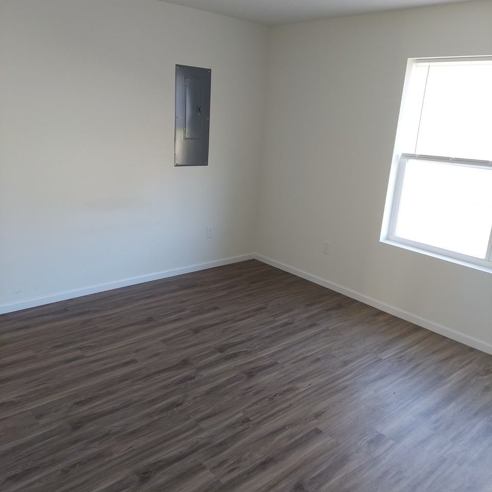 930 S Calhoun St #NA - Photo 3 of 8