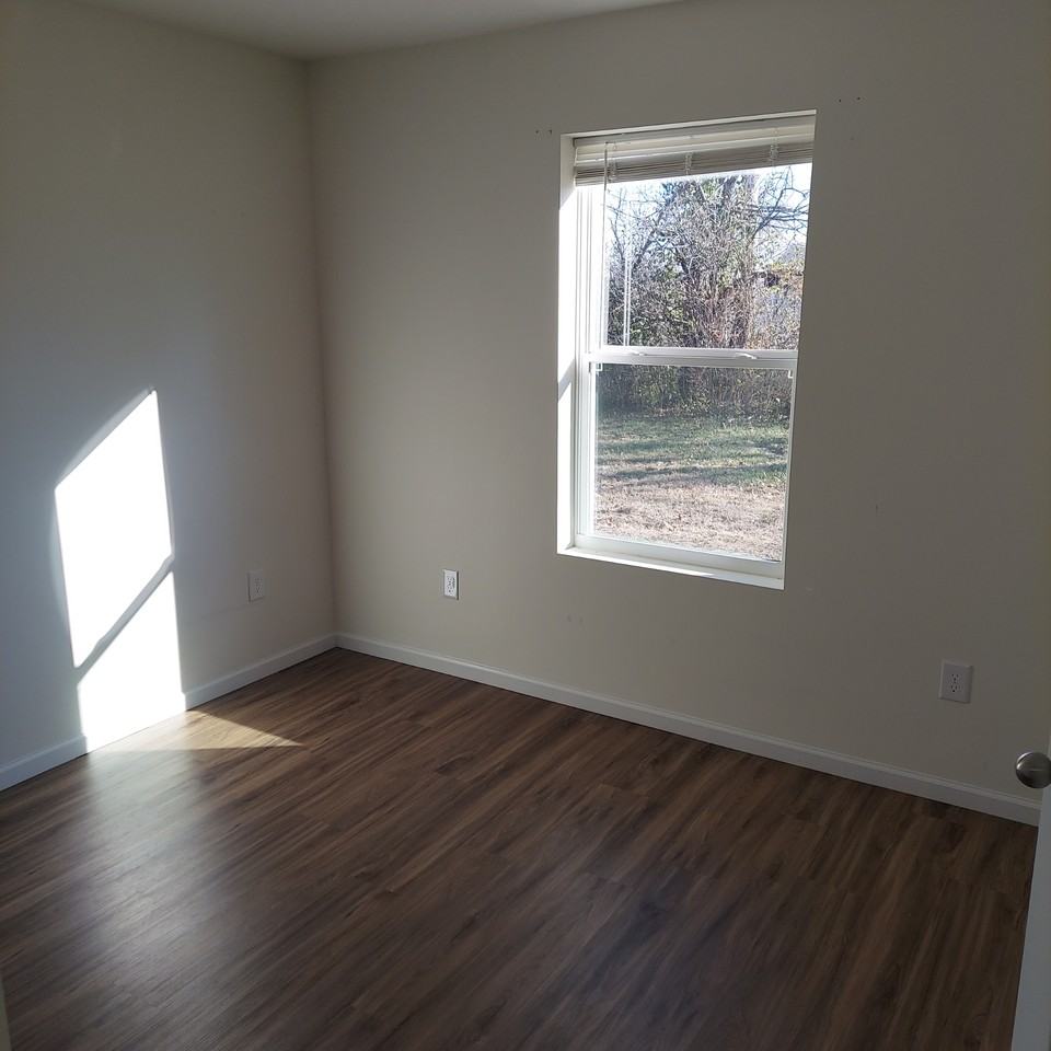 930 S Calhoun St #NA - Photo 7 of 8