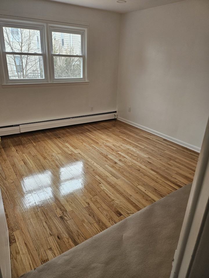 10 Gifford Ct #1 - Photo 2 of 14