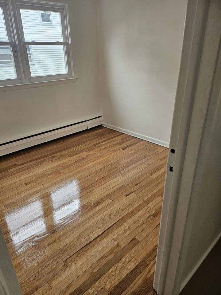 10 Gifford Ct #1 - Photo 4 of 14