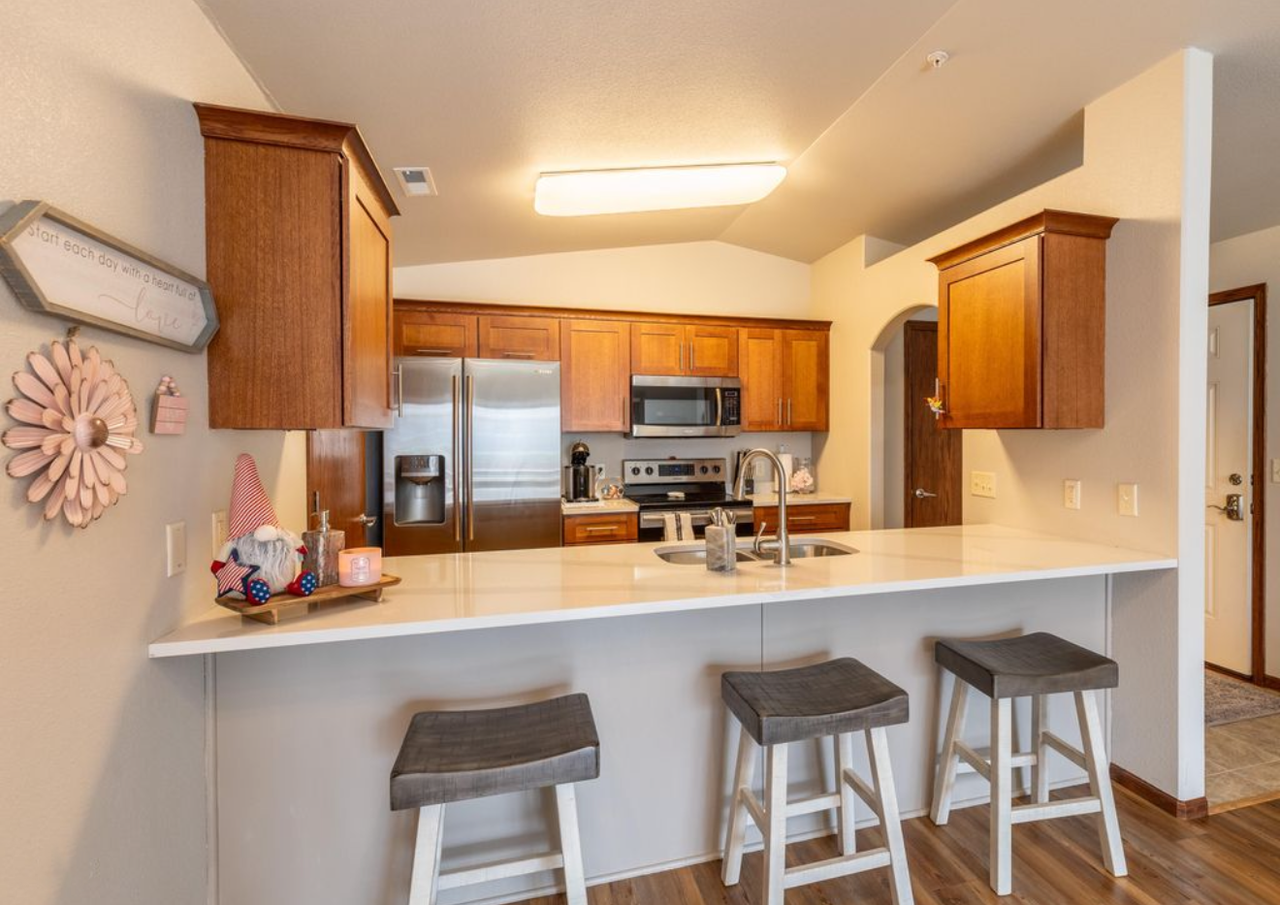 1770 E Calgary Ave #6 - Photo 4 of 14